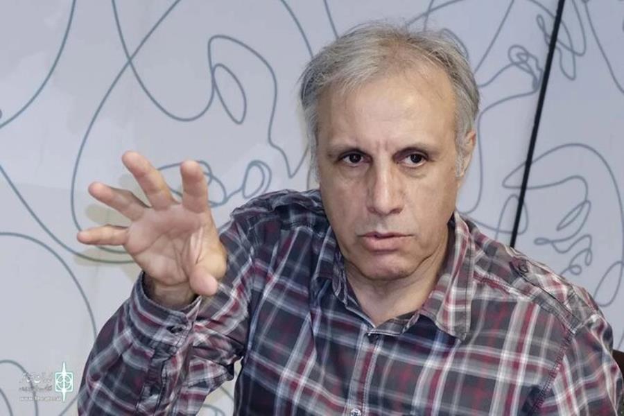علی فروتن: برای تئاتر کودک باید کلیه خود را بفروشیم